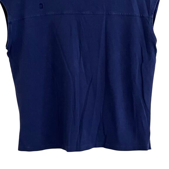 Figs Tailored Sleeveless Scrub Top 1/4 Button - Picture 6 of 7